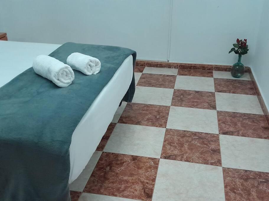 Apartamento Disfruta De Un Barrio Tranquilo Alcalá de Guadaira Exterior foto